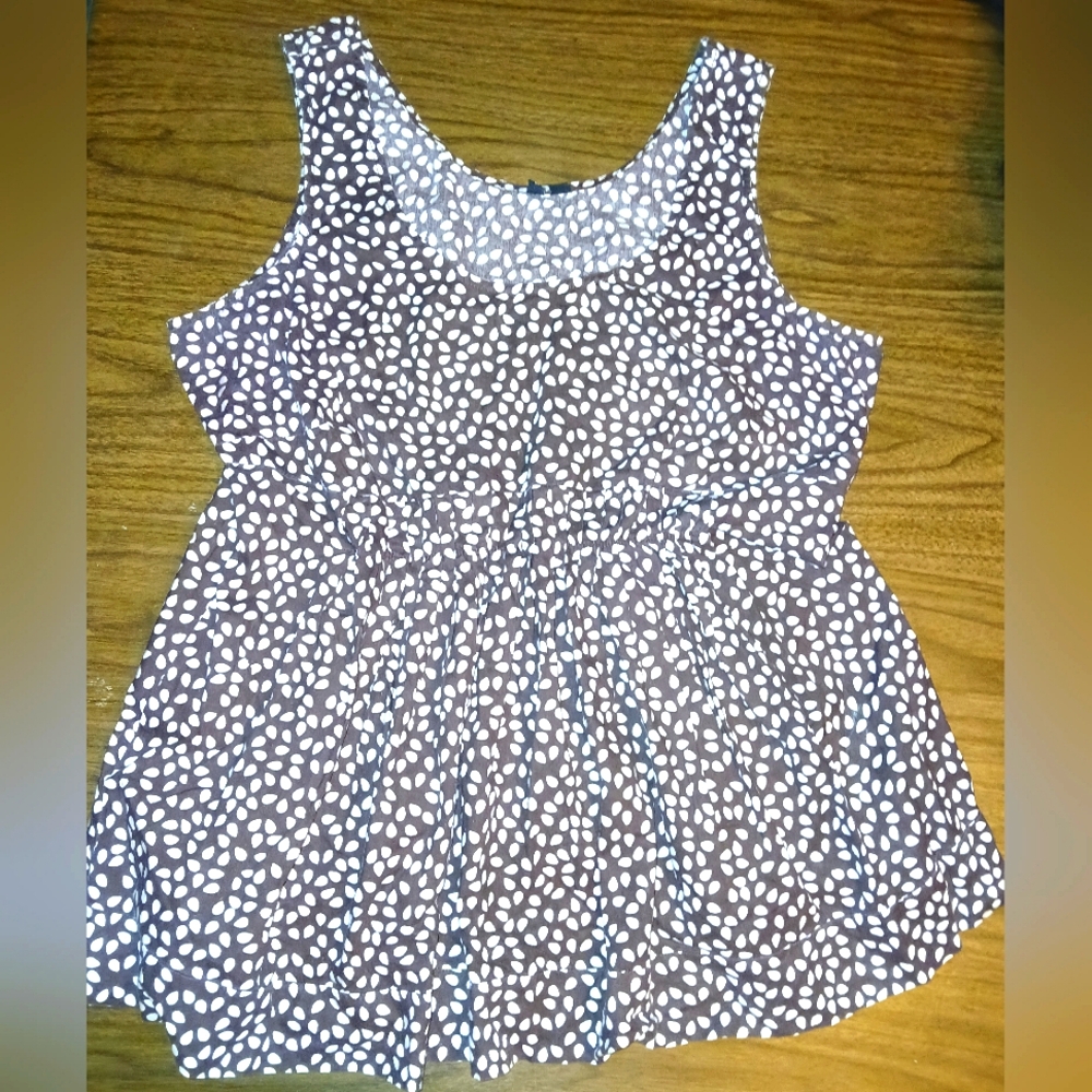 Madison Size M Tank Blouse